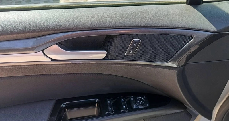 Ford Mondeo cena 74900 przebieg: 157551, rok produkcji 2020 z Szczecin małe 497